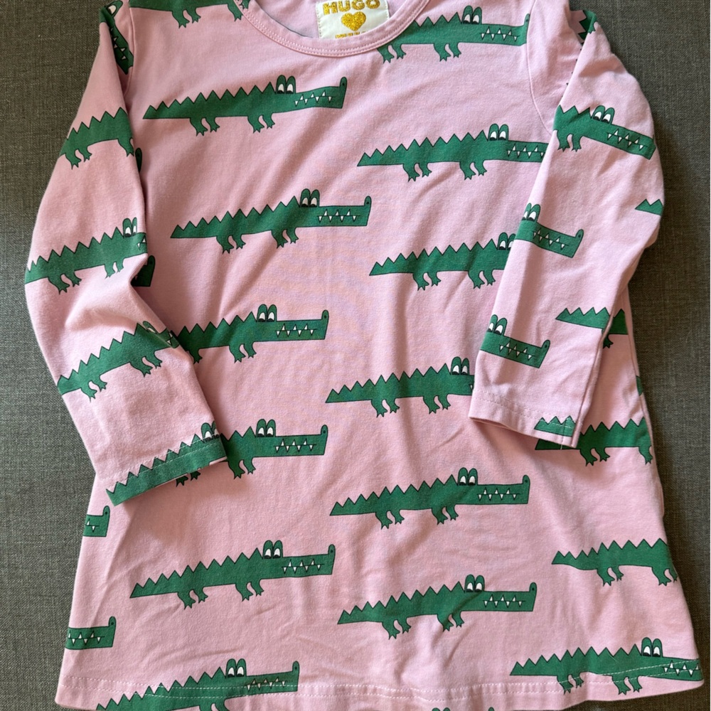 Girls dress- Hugo 🩷Tiki/ 4T/ pink crocodiles/ vguc
